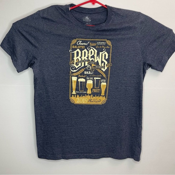 Disney crew neck graphic Tee Shirt Gray Colorful Graphics New - Picture 1 of 8